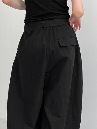 pleated strap pants