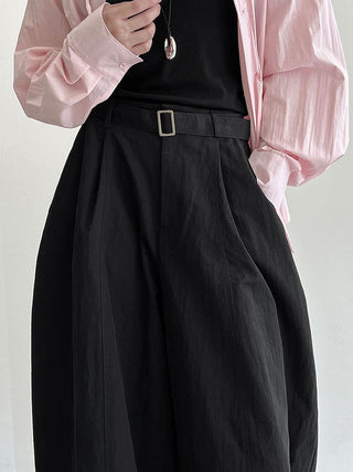pleated strap pants