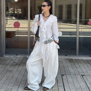 V-neck ruffled shirt