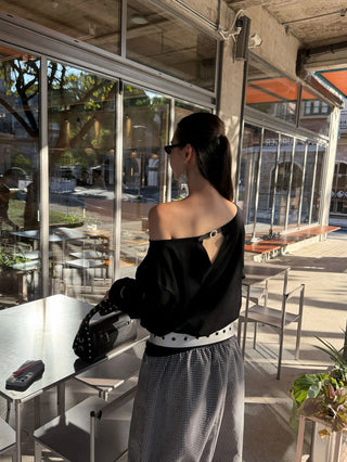 hollow shoulder Tops