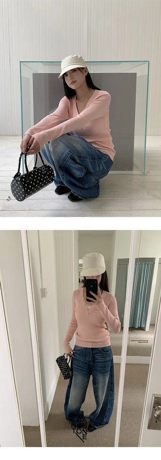 V-neck stripe knit