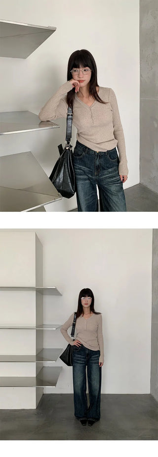 V-neck stripe knit