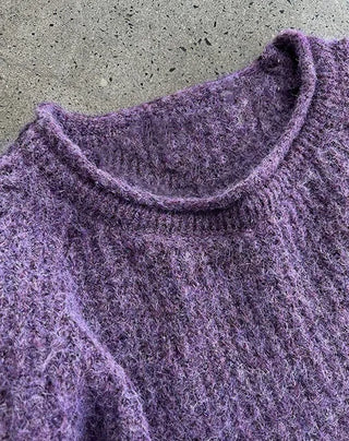 curling design sweater