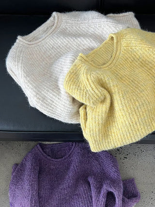 curling design sweater
