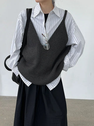 knitted vest