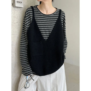 knitted vest