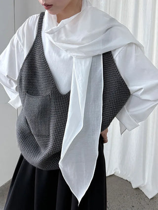 knitted vest