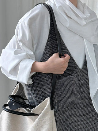 knitted vest