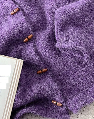 horn button cardigan
