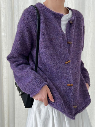 horn button cardigan