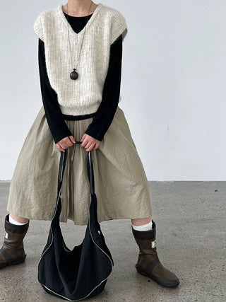 V-neck vest