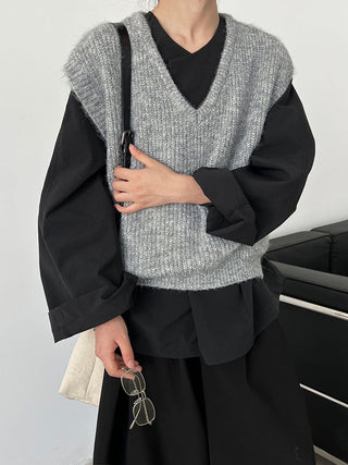 V-neck vest