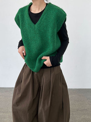 V-neck vest