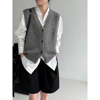 V-neck cardigan