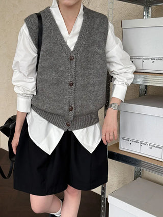 V-neck cardigan