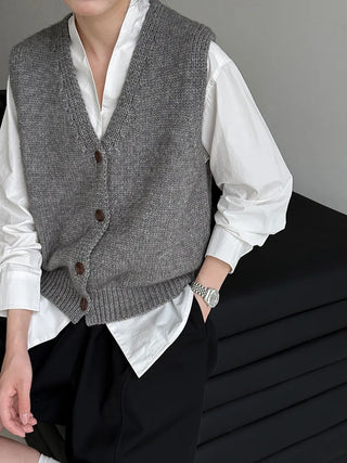 V-neck cardigan
