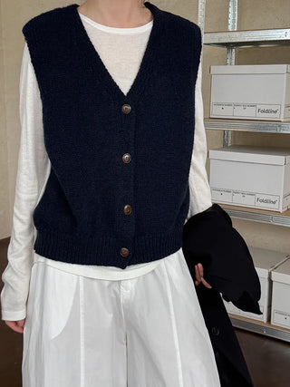 V-neck cardigan