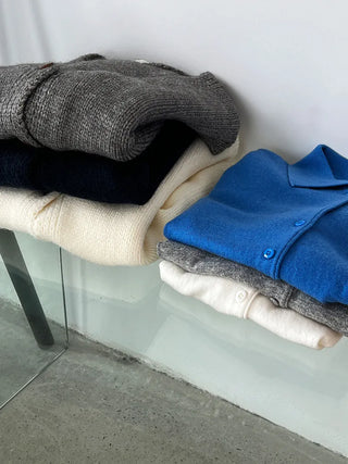V-neck cardigan
