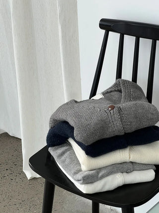 V-neck cardigan