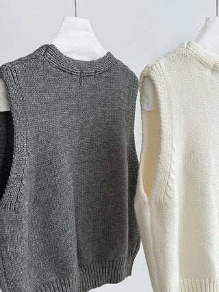 V-neck cardigan