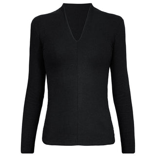 V-neck bottoming shirt