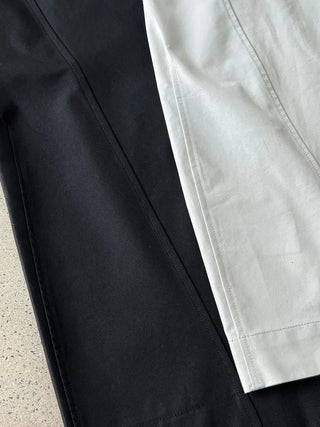 pleated wide pants