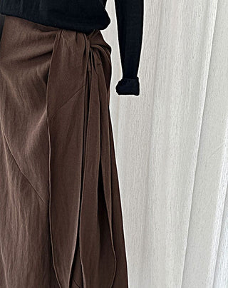 lace-up skirt