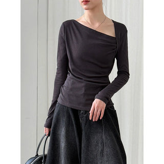 pleated bottoming shirt