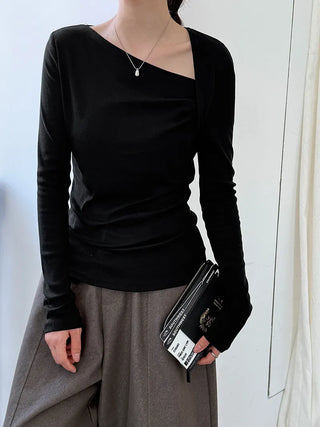 pleated bottoming shirt