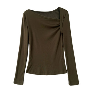 pleated bottoming shirt