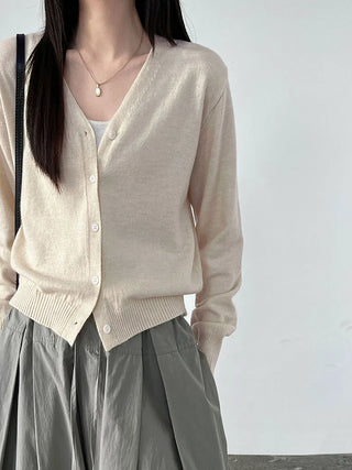 V-neck cardigan