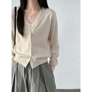 V-neck cardigan