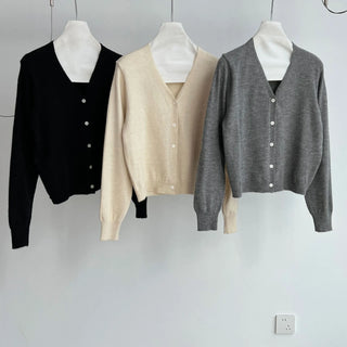 V-neck cardigan
