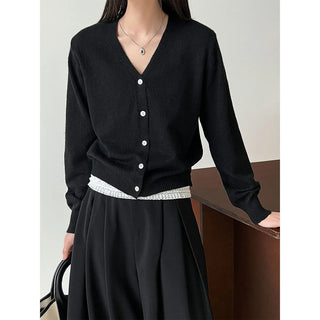 V-neck cardigan