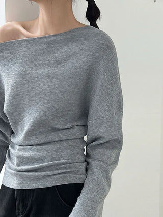 slim shoulder sweater