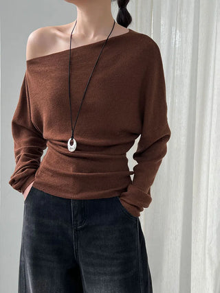 slim shoulder sweater
