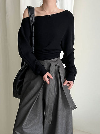 slim shoulder sweater