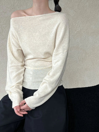 slim shoulder sweater