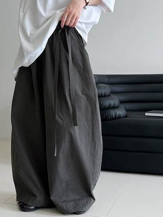 lace-up balloon pants