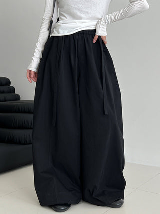 lace-up balloon pants