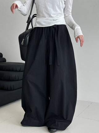 lace-up balloon pants