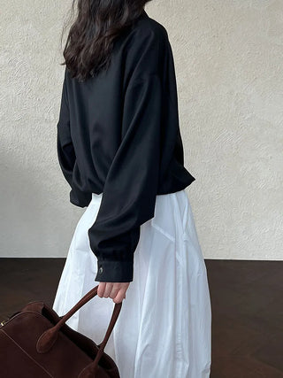 V-neck loose shirt
