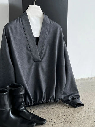V-neck loose shirt