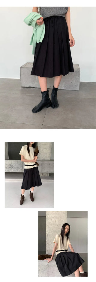 pleated midi skirt