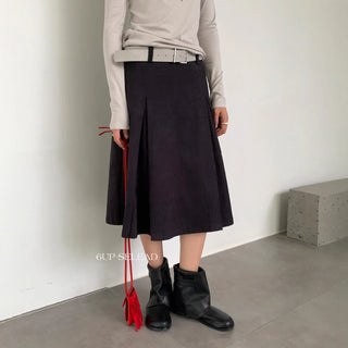 suede pleated skirt