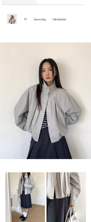 pleated stand collar