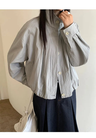 pleated stand collar