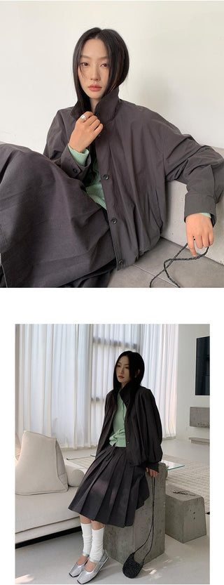 pleated stand collar