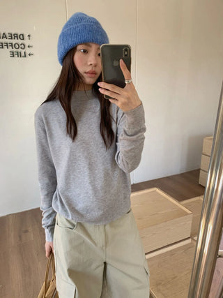 half turtleneck sweater