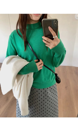 half turtleneck sweater